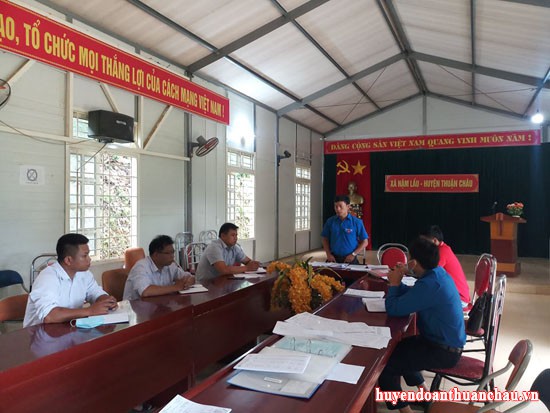 Huyện đoàn Thuận Châu tổ chức kiểm tra, giám sát cơ sở Đoàn năm 2021